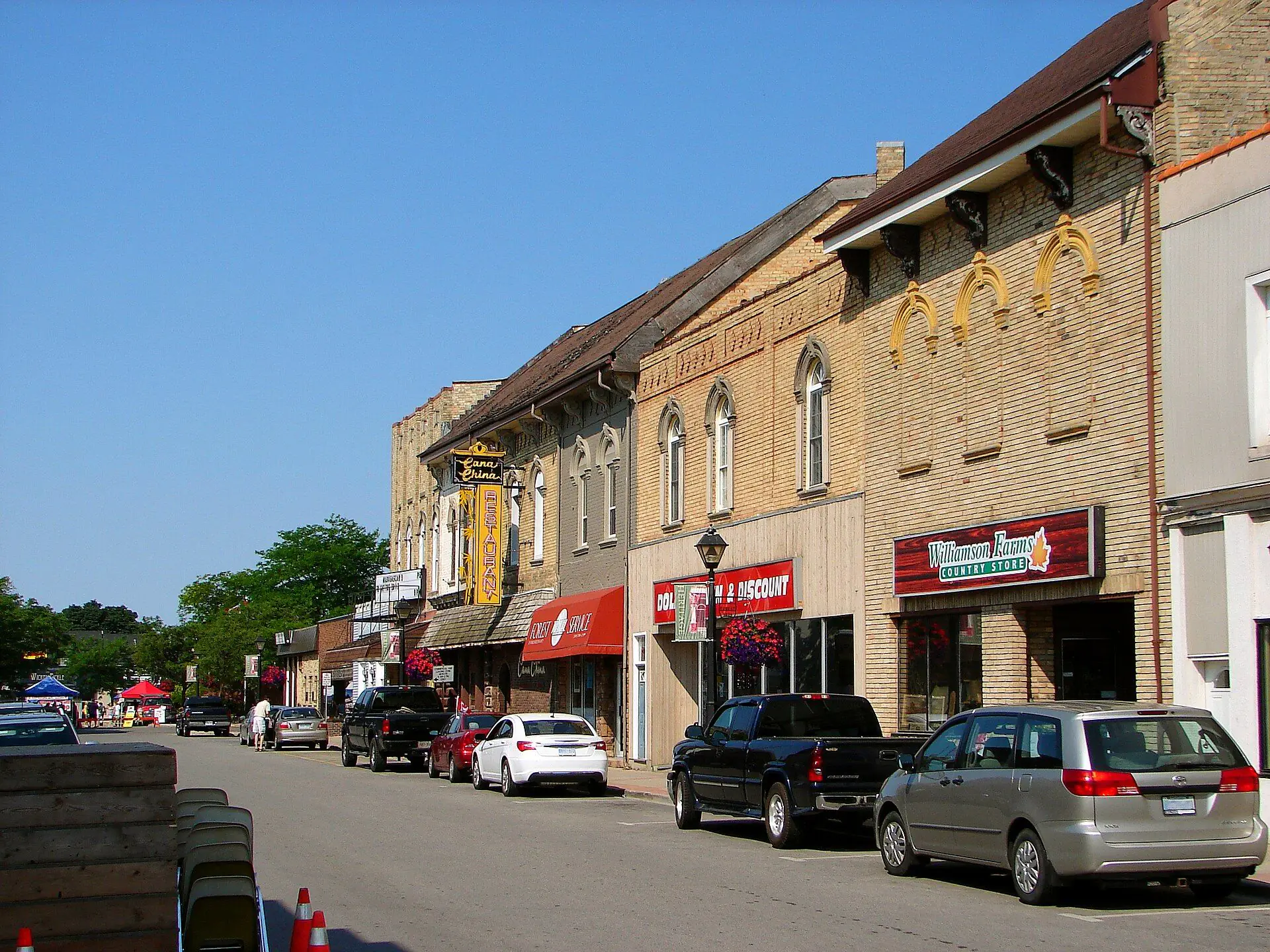 Brick storefronts on the main street of Forest